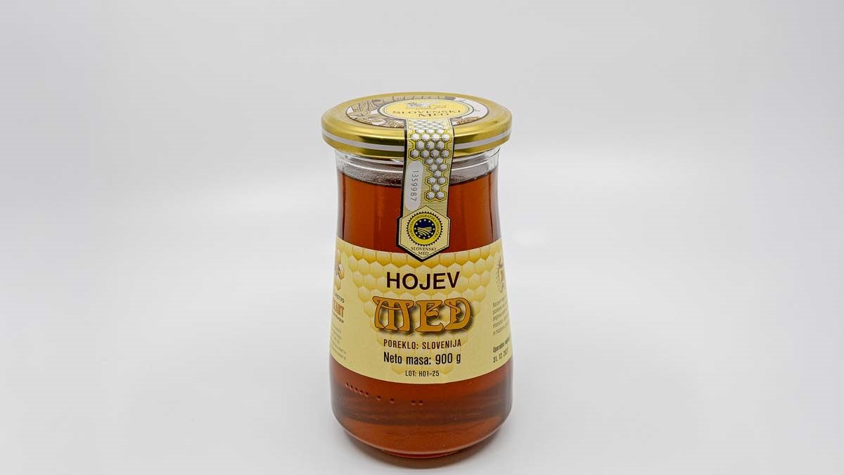 Hojev med iz slovenskega čebelarstva – naravni domači med